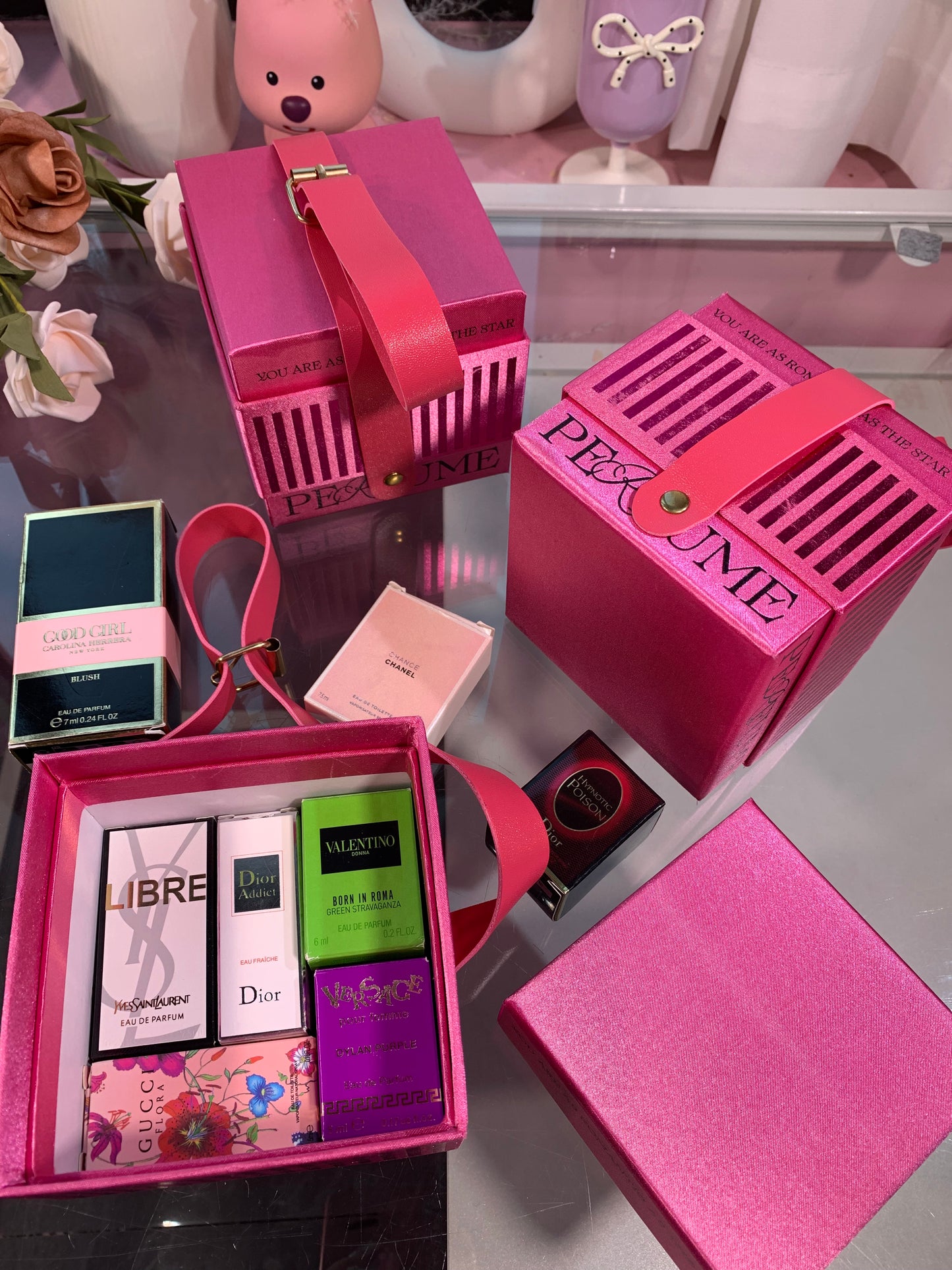 Square Delicate Gift Box