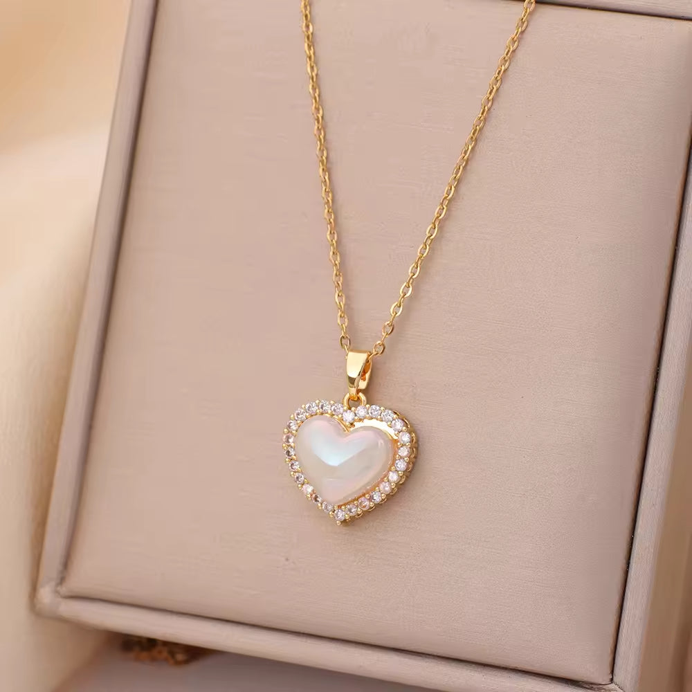 Vintage Silver Pendant Necklace
