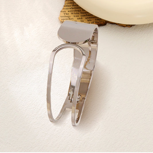 Mira Bracelet