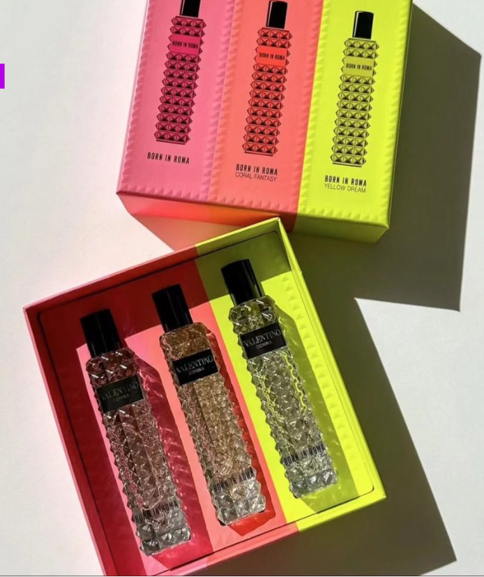 Valentino Donna Born in Roma Travel Discovery Set Gift Set