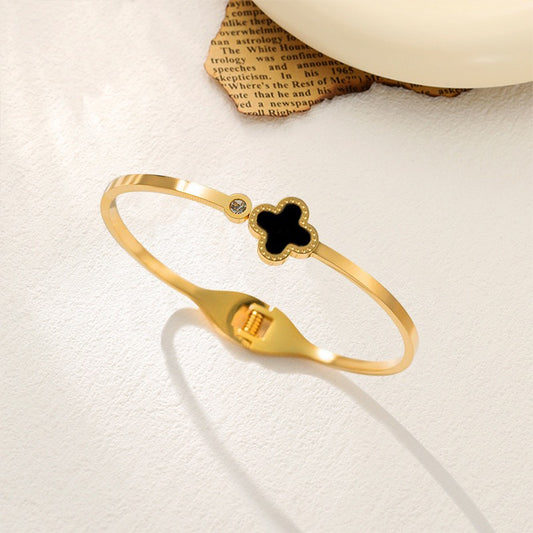 Uma Bracelet